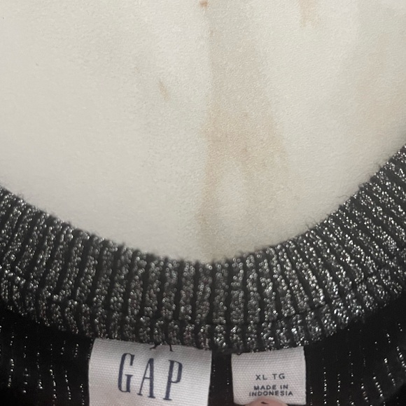 XL Gap sparkly black and silver sweater - Picture 2 of 2